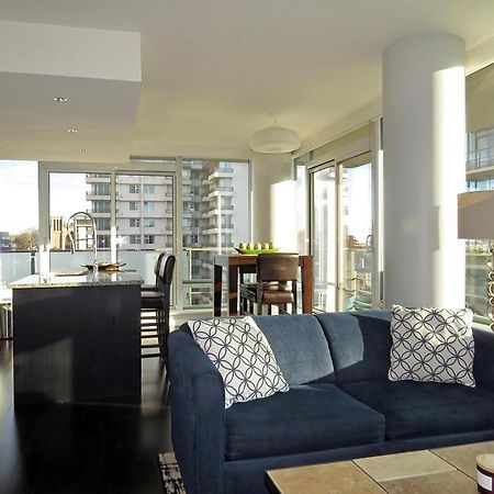 11Th Heaven Apartment Victoria Exterior photo